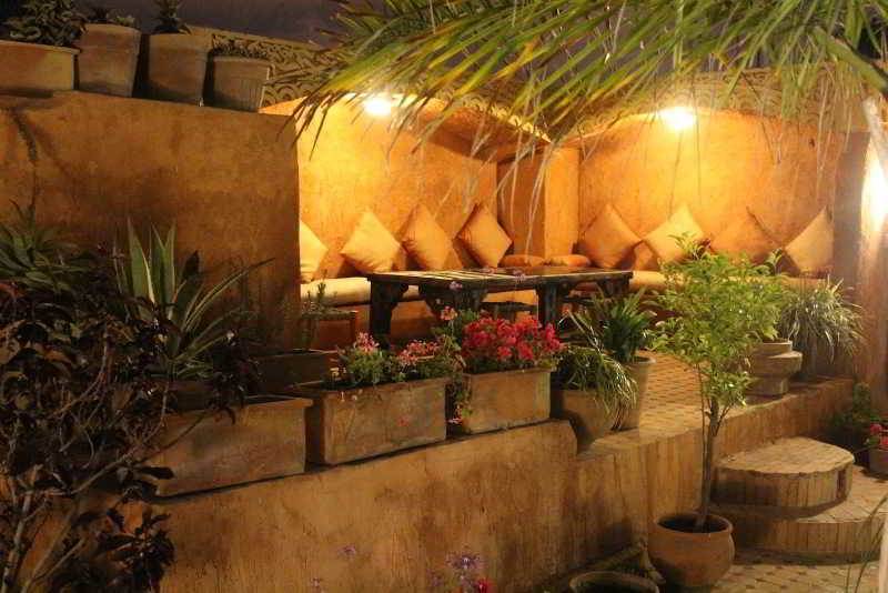 The Repose Hotel ซาเล ภายนอก รูปภาพ