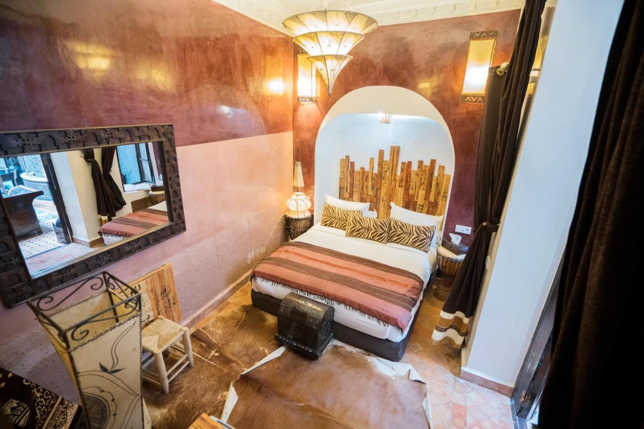 The Repose Hotel ซาเล ภายนอก รูปภาพ